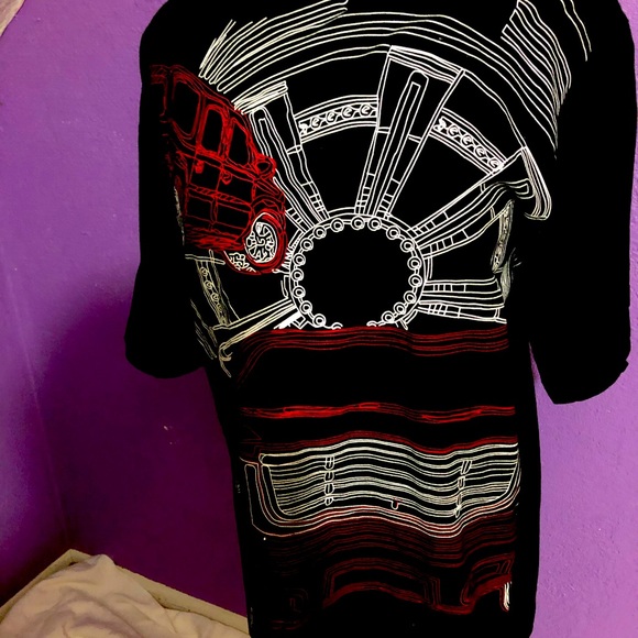 Men’s T-shirt - Picture 2 of 3